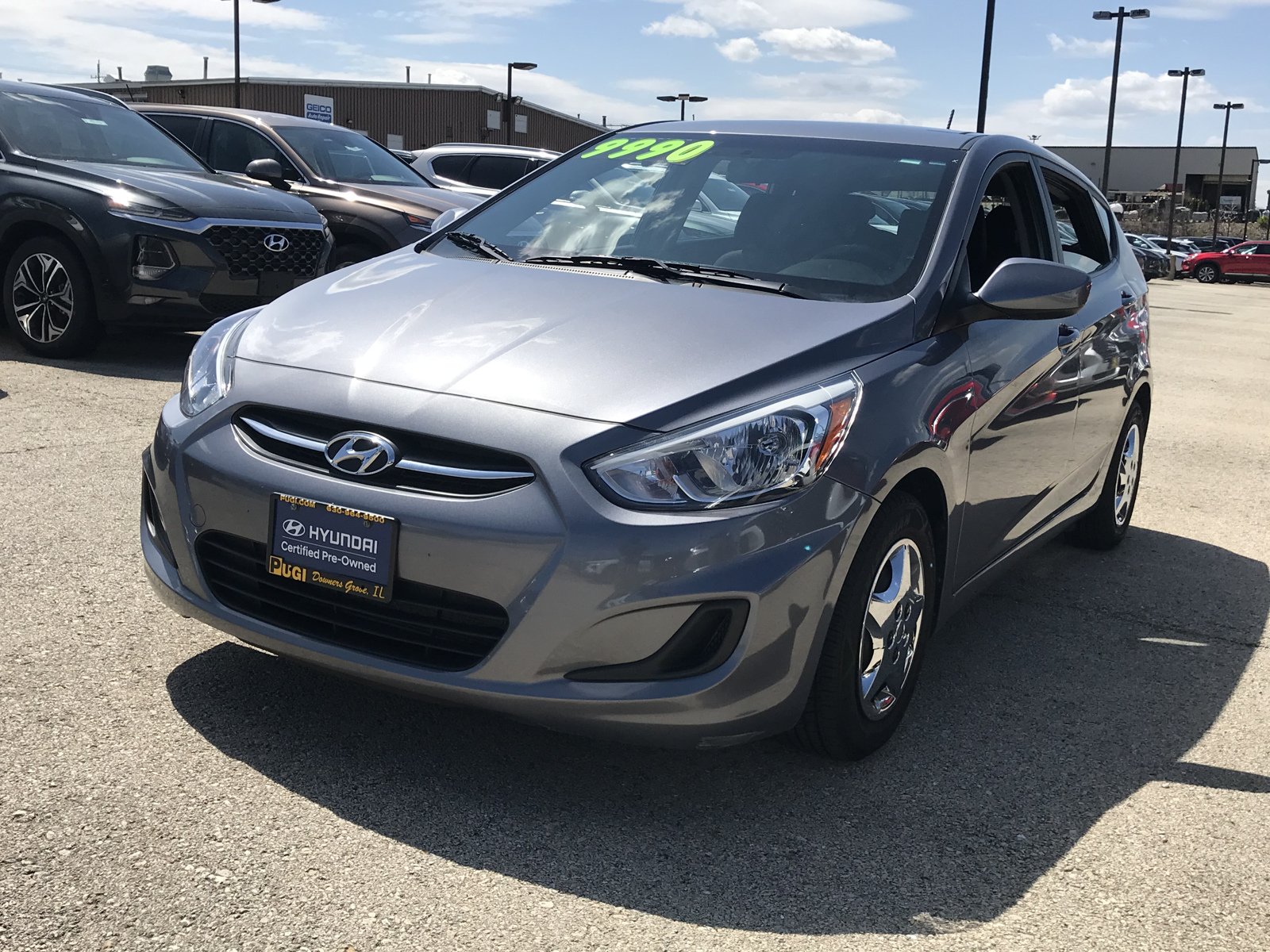 Certified Pre-Owned 2017 Hyundai Accent SE FWD Hatchback